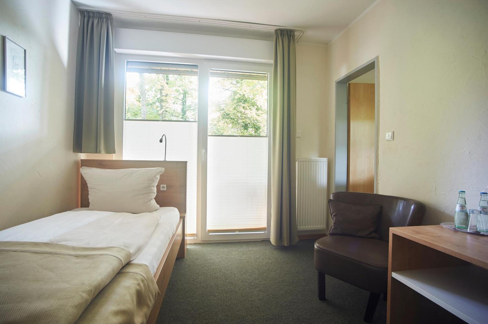 Hotel Restaurant Waldschloesschen Lienen Esterno foto